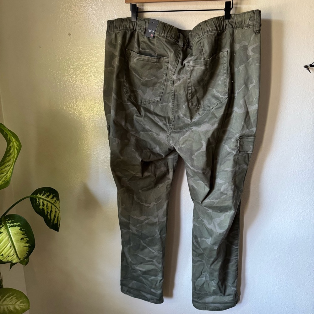 Torrid | Weekend Straight Cargo Pant - Picture 4 of 7